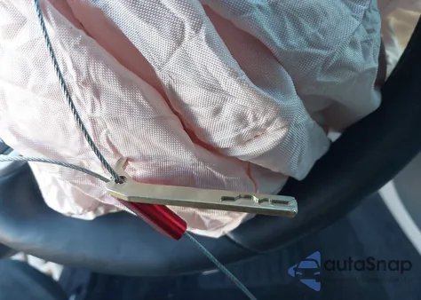 2026 BMW X6 M Competition z USA, uszkodzony, nr VIN 5YM23ET07T9163762